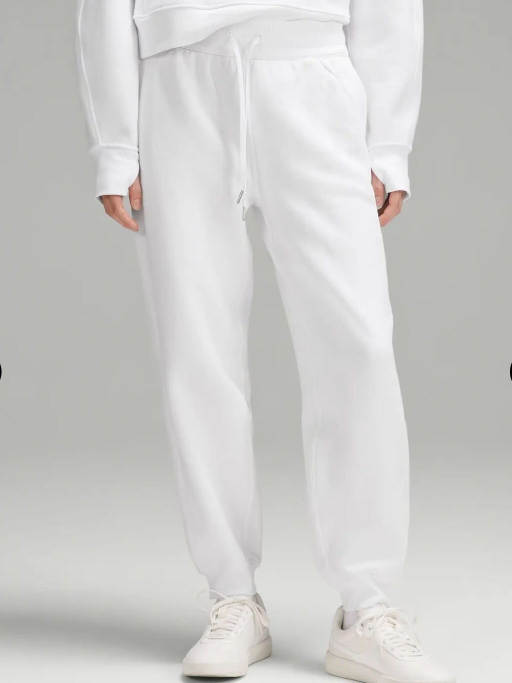 Lululemon Scuba High-Rise Relaxed Joggers Full Length in White - Picture 2 of 8